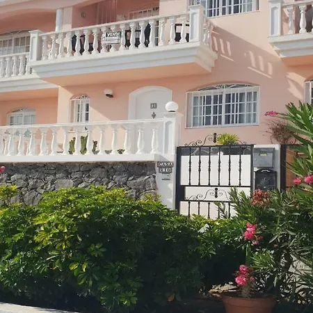 Guest house Flamingo *